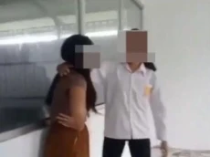 Viral! Video Siswi SMP...