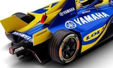 Yamaha Siapkan Mobil...