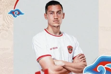 Jay Idzes Pemain Terbaik...