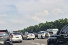 Hari Pertama Lebaran,...