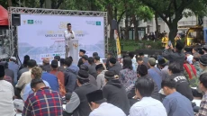 Umat Muslim Indonesia...