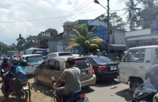 Liburan Lebaran, Volume...