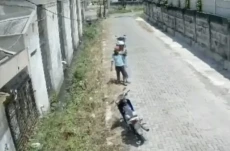Viral! 2 Pemuda di Semarang...