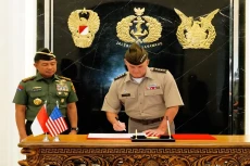 Komandan Jenderal Angkatan...