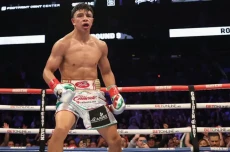 Jaime Munguia Bayangkan...