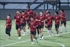 Setengah Skuad Arema...