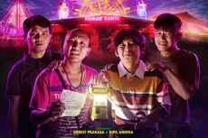 Film Agak Laen Turun...
