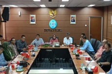 Dewan Pers Tolak Rencana...