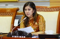 Ketua Komisi I DPR Tegaskan...