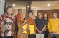 Diusung Golkar Maju...