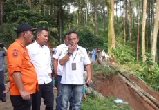 Akses Jalan Bandung...
