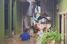 Banjir di Kampung Melayu...