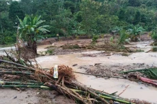 Banjir Terjang Kabupaten...