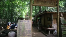 Melepas Penat di Wisata...