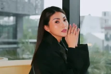 10 Artis Indonesia Keturunan...