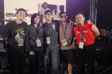 Sukses Gelar Konser...