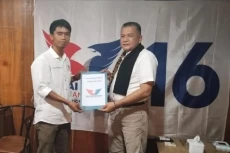 Berkolaborasi dengan...