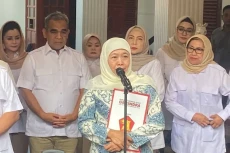 Khofifah Tanggapi PDIP:...