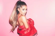 Heboh! Ariana Grande...
