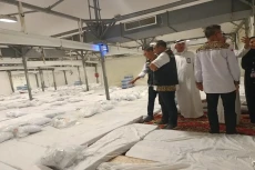Tinjau Tenda Jemaah...