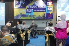 Emil Salim Institute...