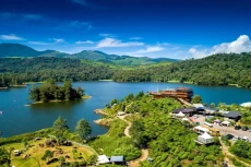 10 Tempat Wisata Dingin...