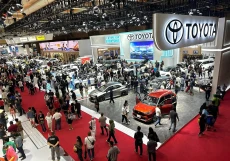 Ini Cara Toyota Jualan...