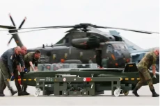 Giliran Seluruh Tentara...
