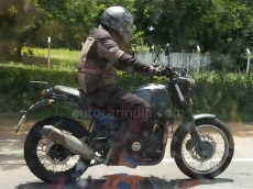 Royal Enfield Siapkan...