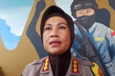 Asisten Anggota DPRD...