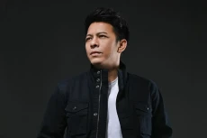Ariel Tolak Bikin Band...