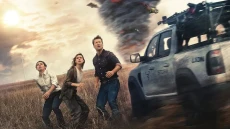 Review Film Twisters,...