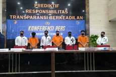 Bareskrim Tetapkan 4...