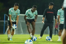 Perbandingan Kekuatan...