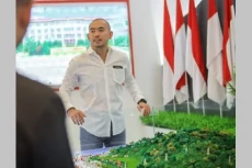 Tingkatkan Investasi,...