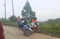 Viral Pemotor di Lebak...