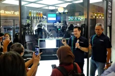 Canggih, Robot Barista...