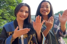Keren! Prilly Latuconsina...
