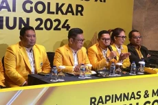 Munas XI Golkar Tetapkan...