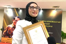 Angkie Yudistia Ingin...