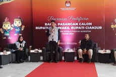 Daftar ke KPU Cianjur,...