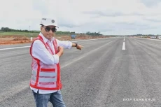Pakai Pesawat Jet, Menhub...