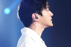 Heboh Choi Siwon Buka...