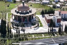 Seputar Kontroversi...