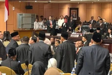 Pemilihan Pimpinan DPD...