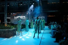 Bali Fashion Trend 2024...