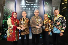 Bank bjb Tingkatkan...
