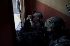 4 Alasan Israel Fokus...