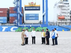 Puluhan Bandara-Pelabuhan...