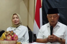 Pasangan Sanusi-Latifah...